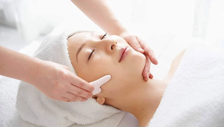 مساج الوجه بعد حقن الفيلر